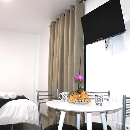 Leais Ao Pico * פורטו דה קרוז